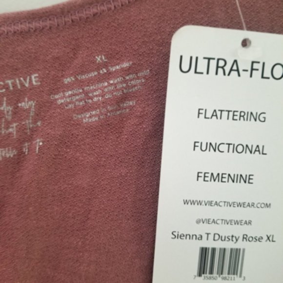 Vie Active Yoga top - Picture 3 of 3